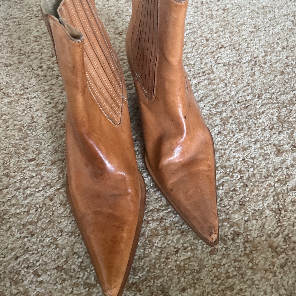 Ankle tan leather boots